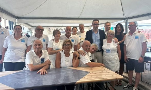Sardoncino scottadito, al via 4 sere di sagra a Porto Sant’Elpidio
