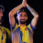 Fermana FC si presenta alla città fra musica, tifosi e nuove maglie. Partita della pace al "Recchioni" fra TickTokers e Giornalisti