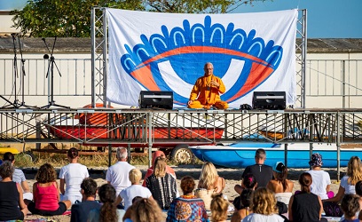 “Ora Yoga Fest”, a Lido di Fermo 1° festival di yoga e benessere olistico